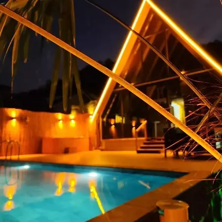 Lotus Bungalow בית נופש *